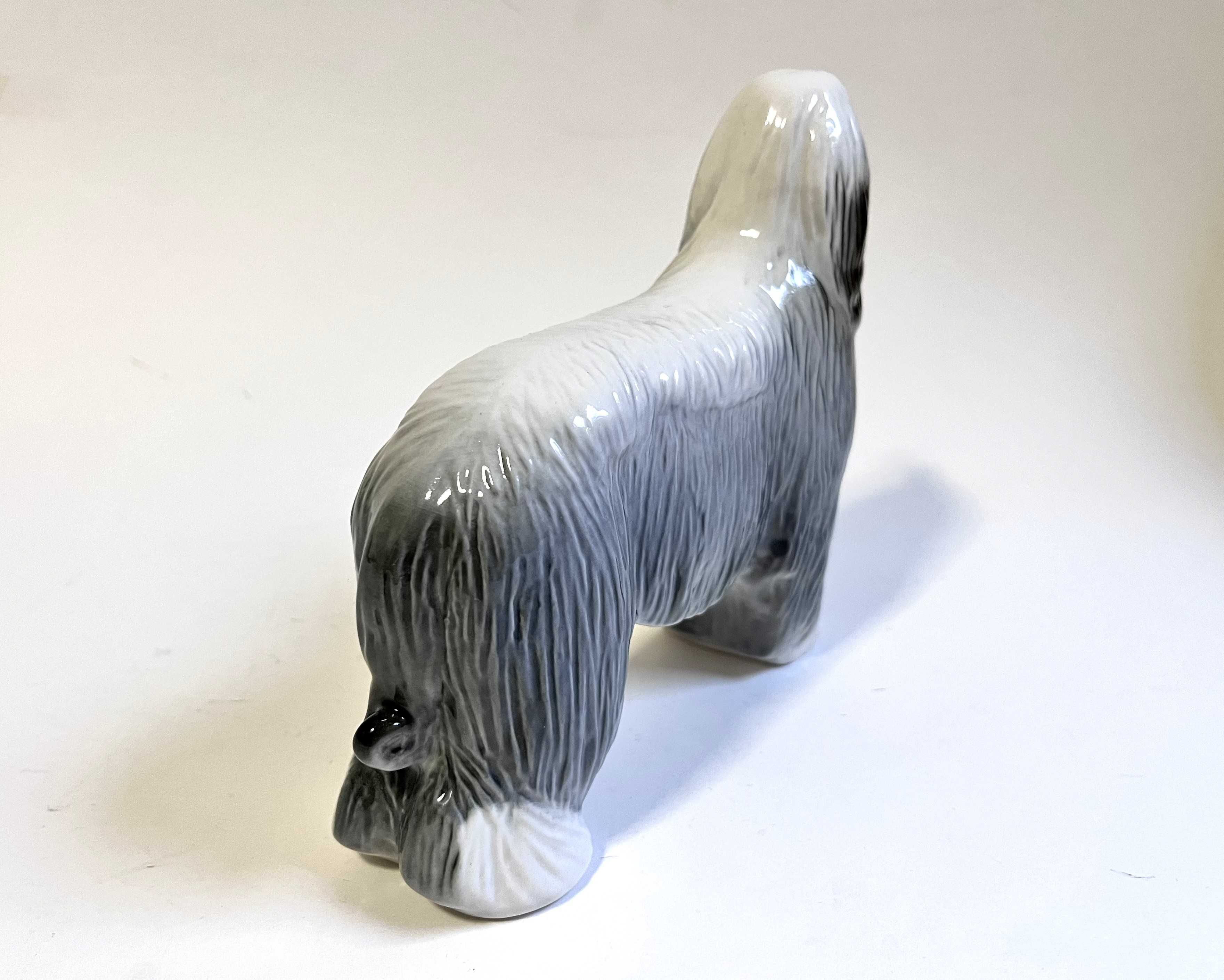 Figurka pies rasy Chart Afgański- porcelana Łomonosow szary