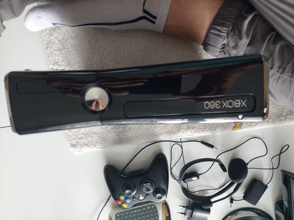 Xbox 360 konsola + gry