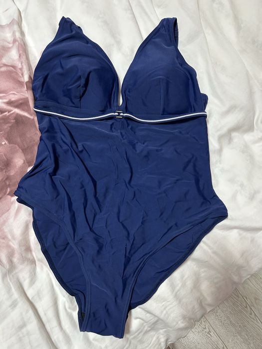 Купальник злитний