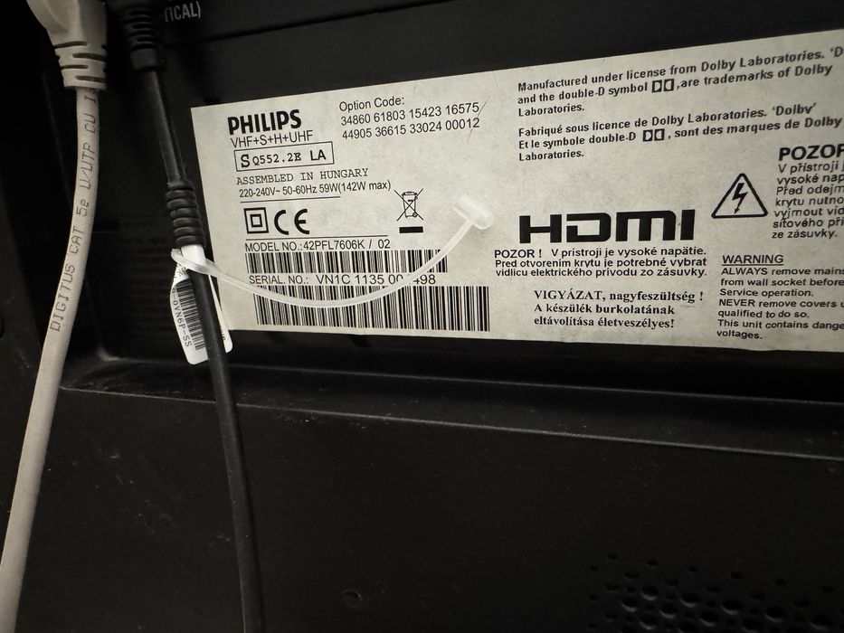 Телевізор Philips 42PFL7606K/02 - Full HD з Ambilight Spectra 2