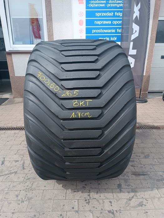 700/50-26.5 BKT Flotation 648 700/50R26.5