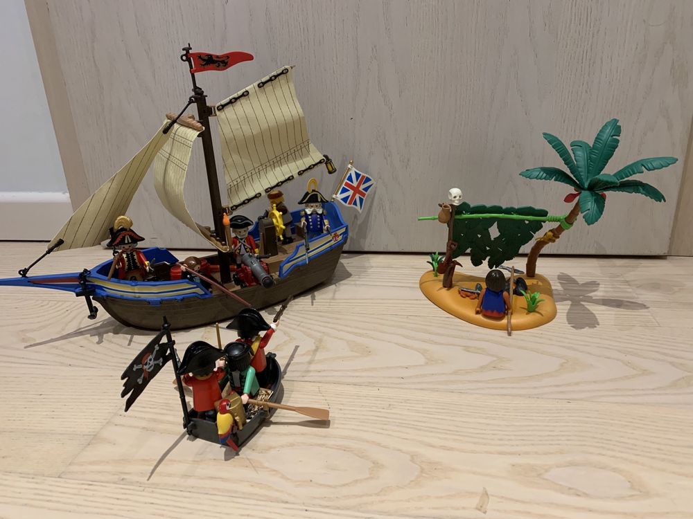komplet Playmobil piraci, łódź podwodna, rycerze i figurki