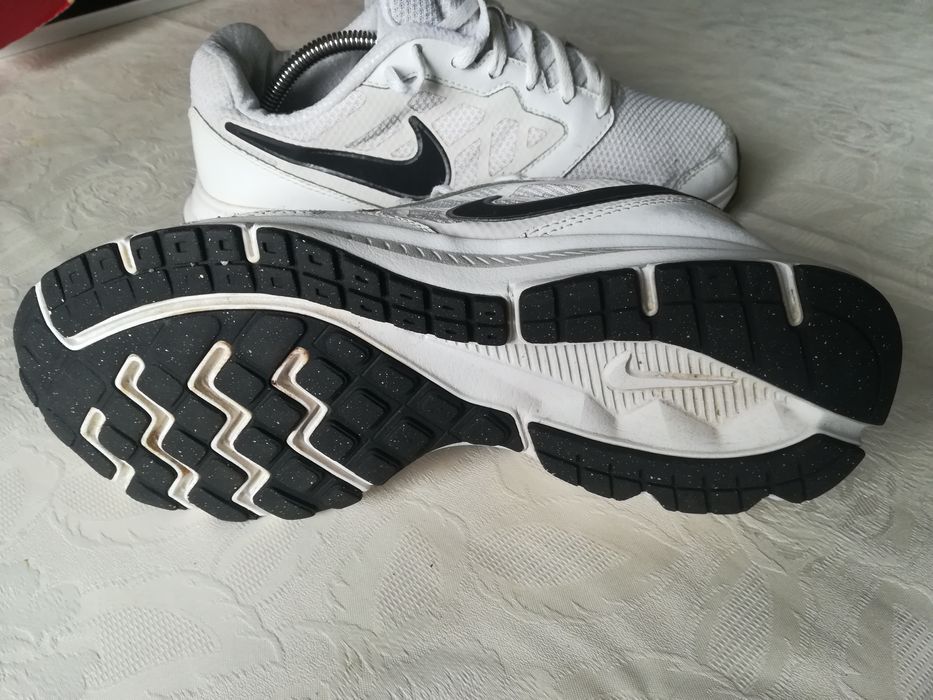 Buty Nike sportowe