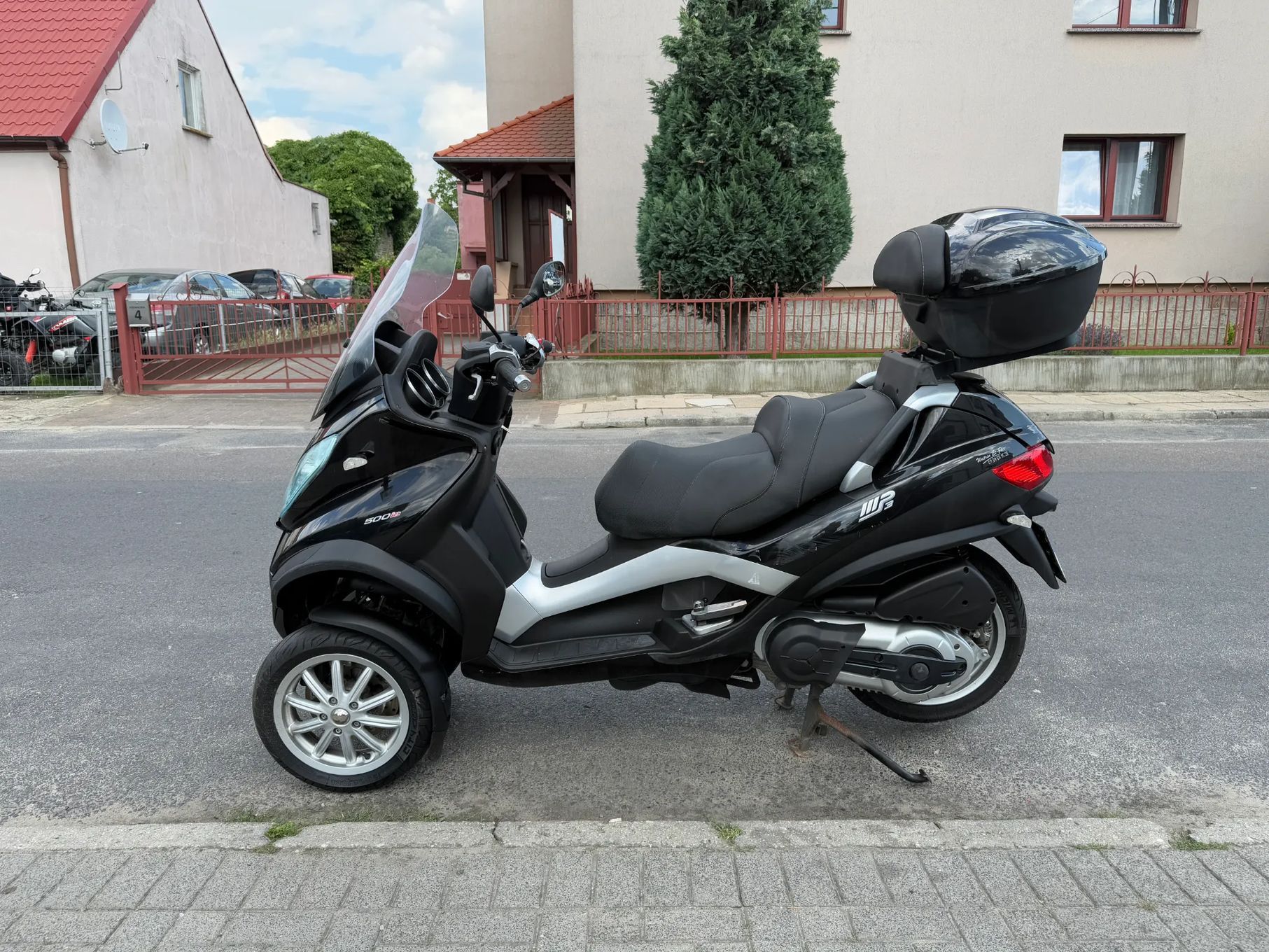 Piaggio MP-3 Piaggio MP3 500    Buissnes*Kat.B*500cm*Kufer*