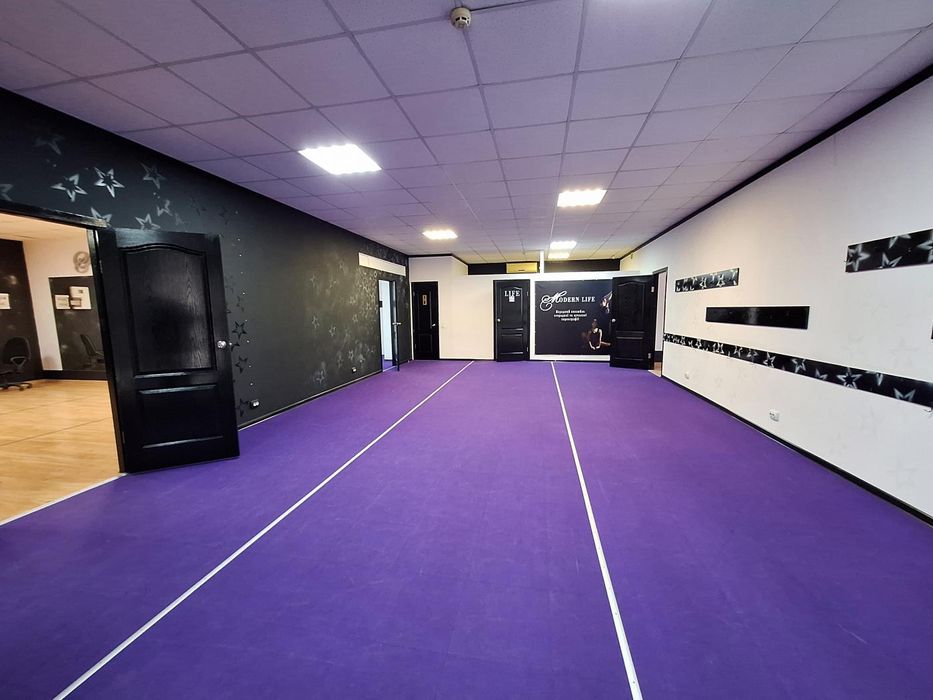 Приміщення в Хортицькому р-ні під дитячий центр, офіс, шоу-рум