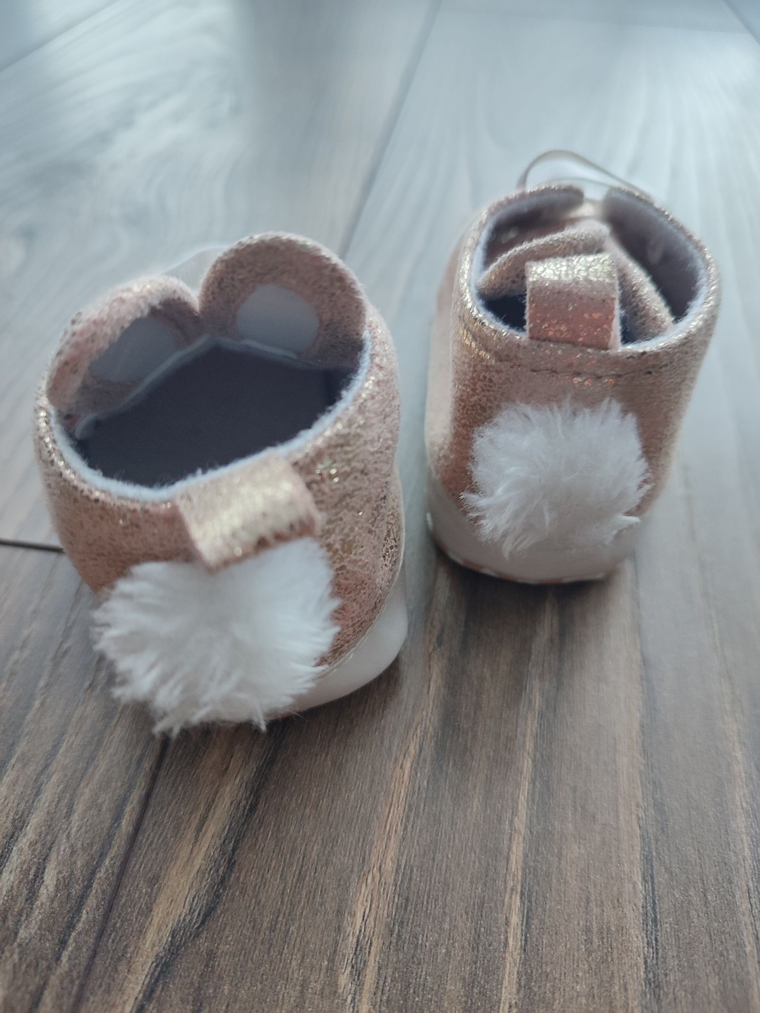 Buty niechodki - Króliczki, złote,