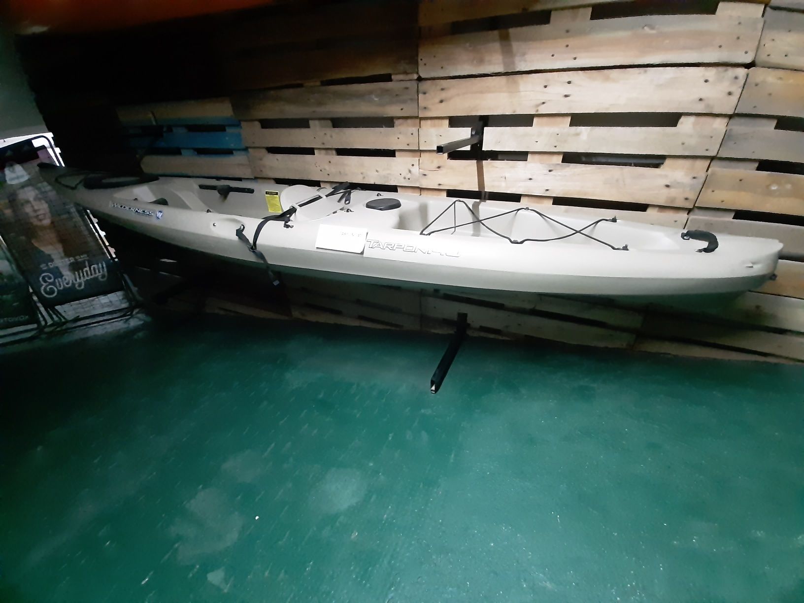 Wilderness Systems Tarpon 140 kayak Sit-on-top