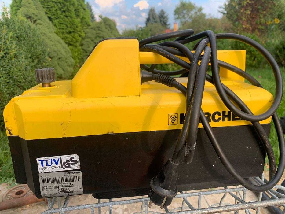 Професійний миючий аппарат Kärcher HD 585