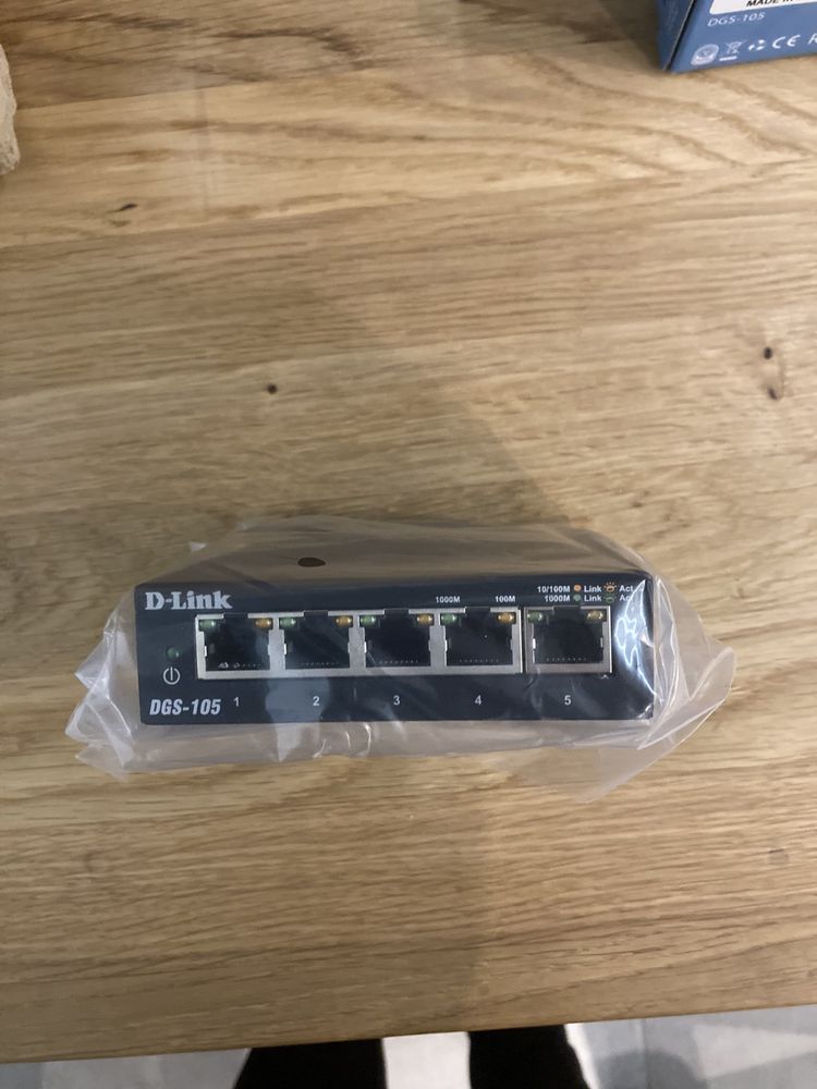 Switch D-Link DGS-105