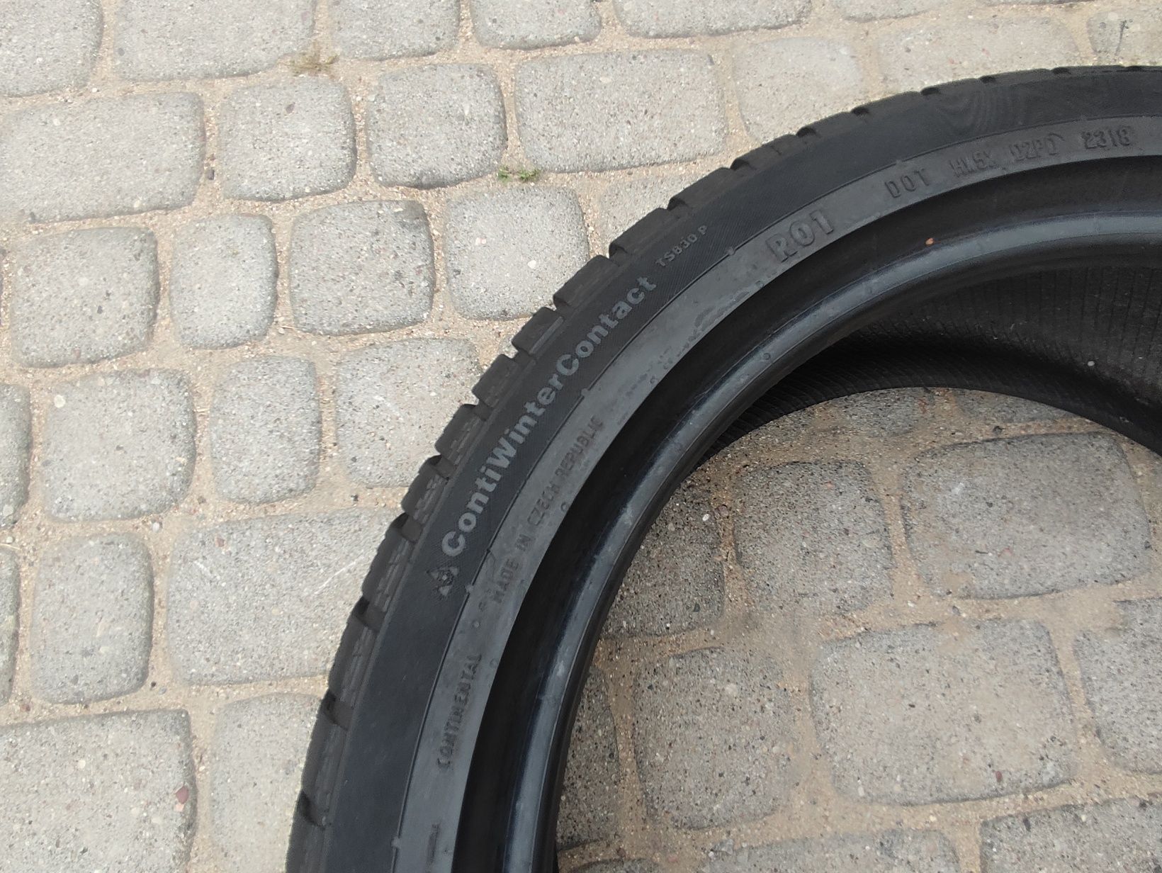 245.40.20 dwie opony zimowe Continental ContiWinterContact TS830P