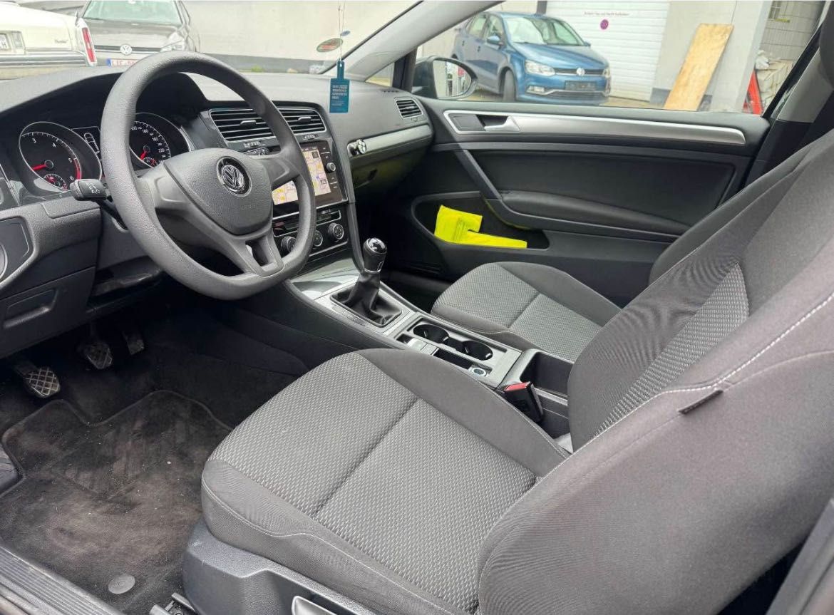 VW Golf 7 1.6 TDI Trendline * TOP *120 mil*