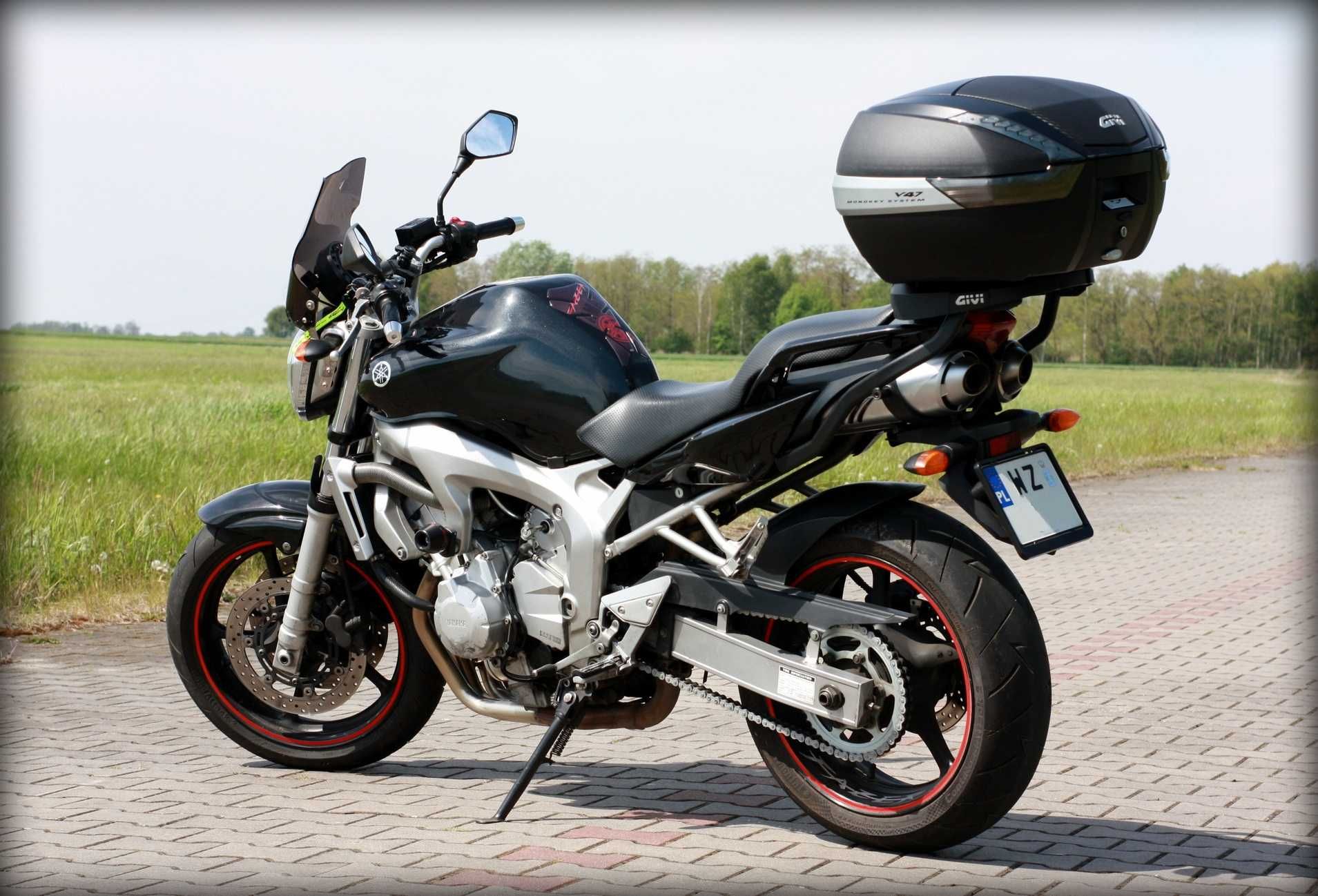 Yamaha FZ6 n naked, zadbany, niski przebieg, kufer