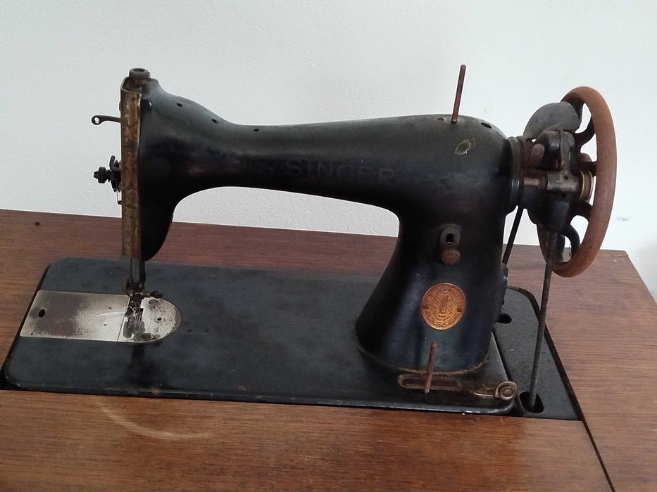 Máquina de costura Singer anos 30
