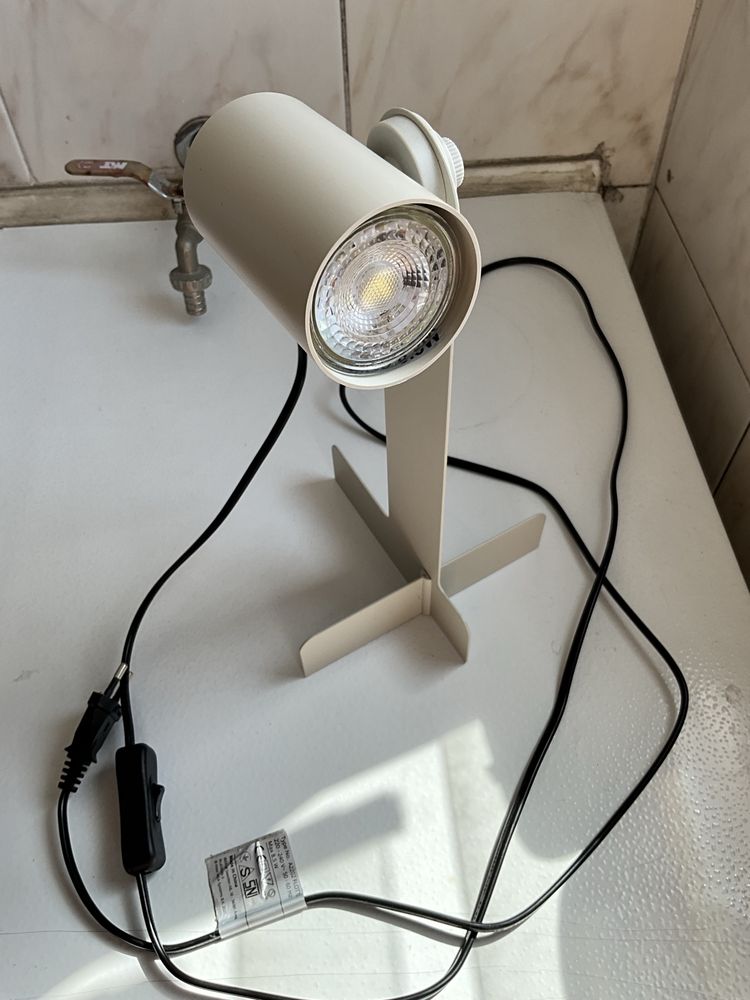 Candeeiro de mesa de cabeceira