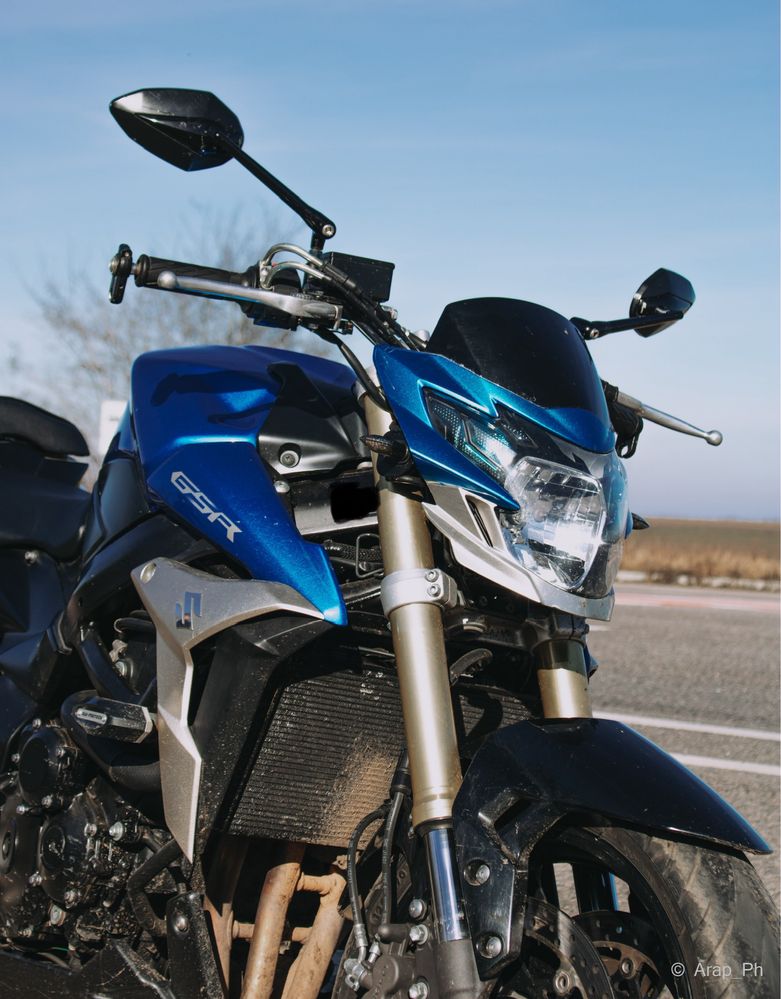 Suzuki GSR 750 ABS