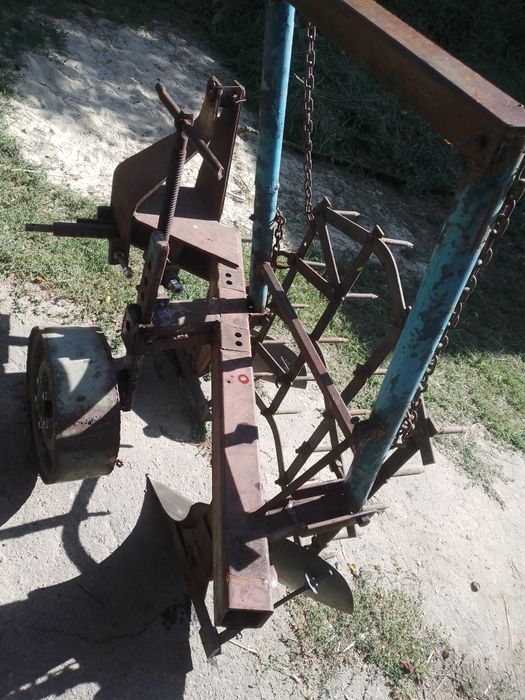 Плуг 2х24 корпуса нові  іспанські