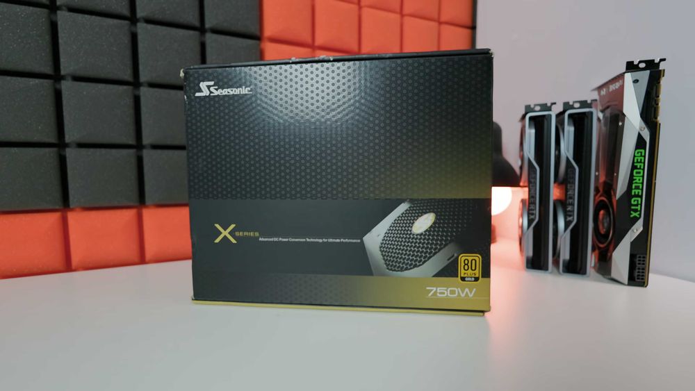 Komputer kolekcjonerski z 2010 roku projekt YouTube, i7 980X + GTX 580