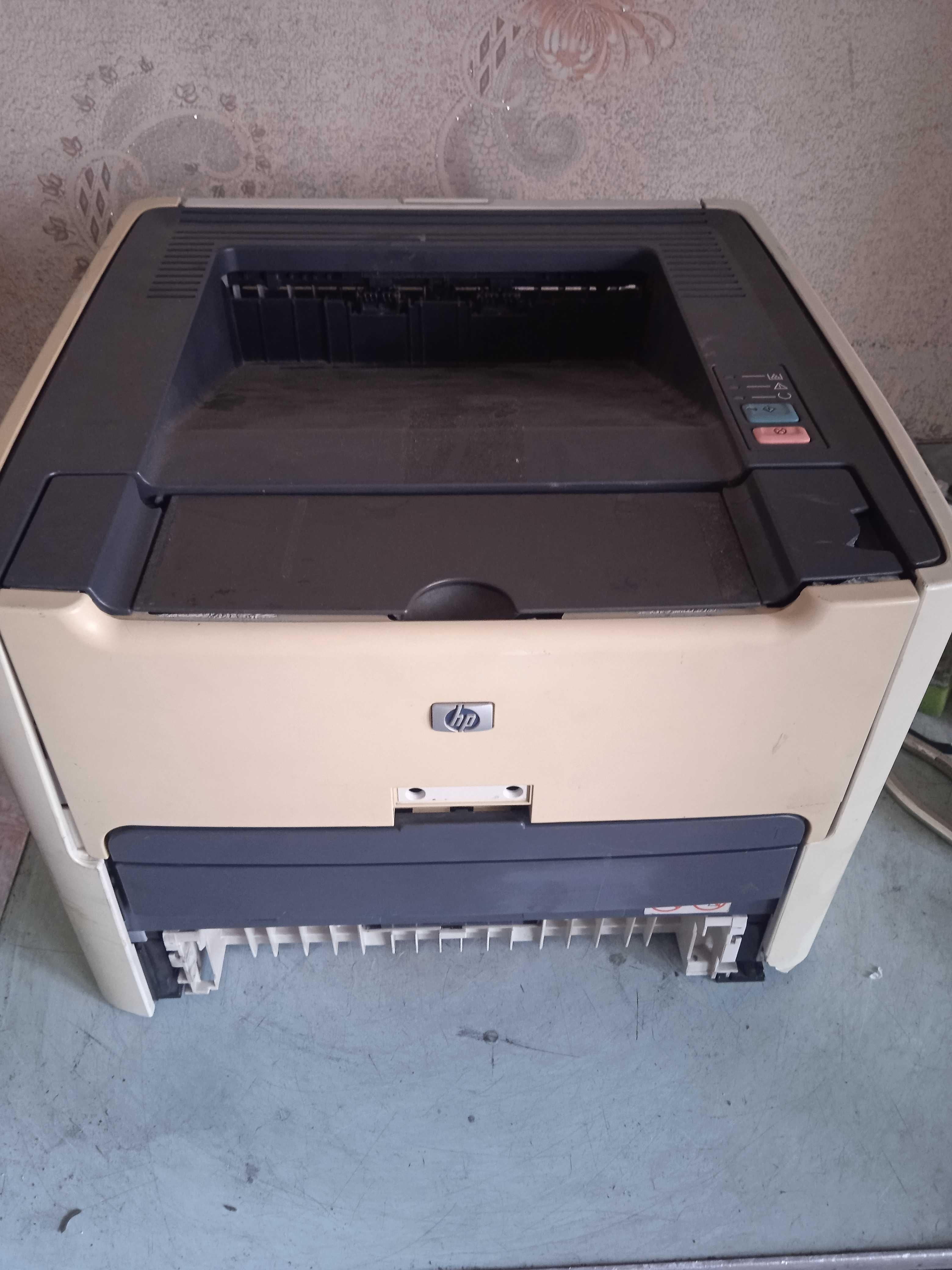 Лазерный принтер HP 1320