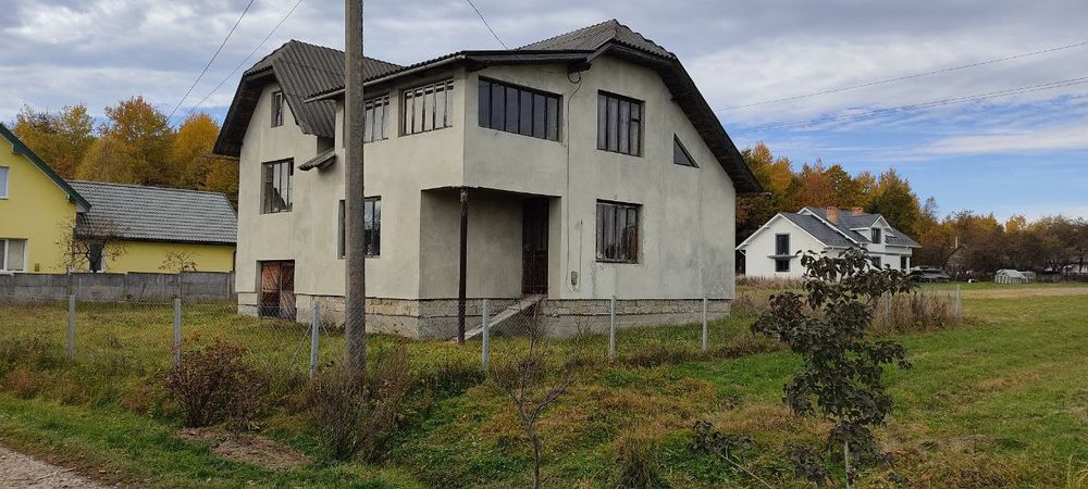 Продається приватний будинок