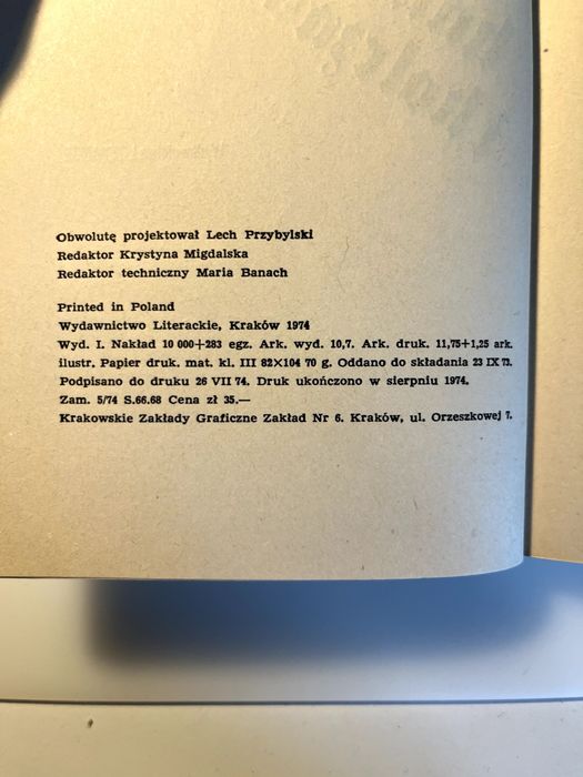 Książka "Przez kamieniołomy i kolczasty drut"
