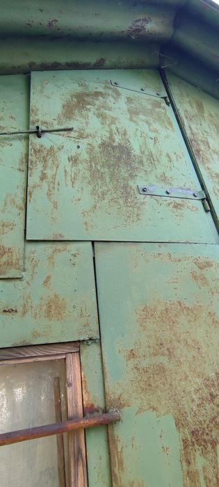 Дачный домик металлический