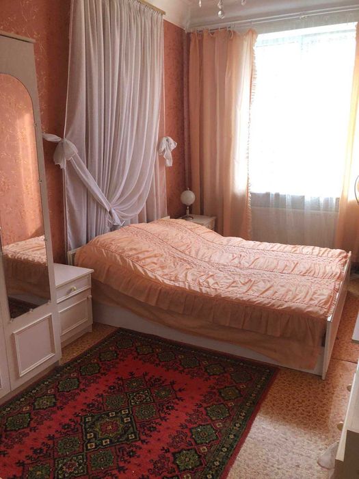 Продам 2 комн. кв-ру в п. Эсхар, центр