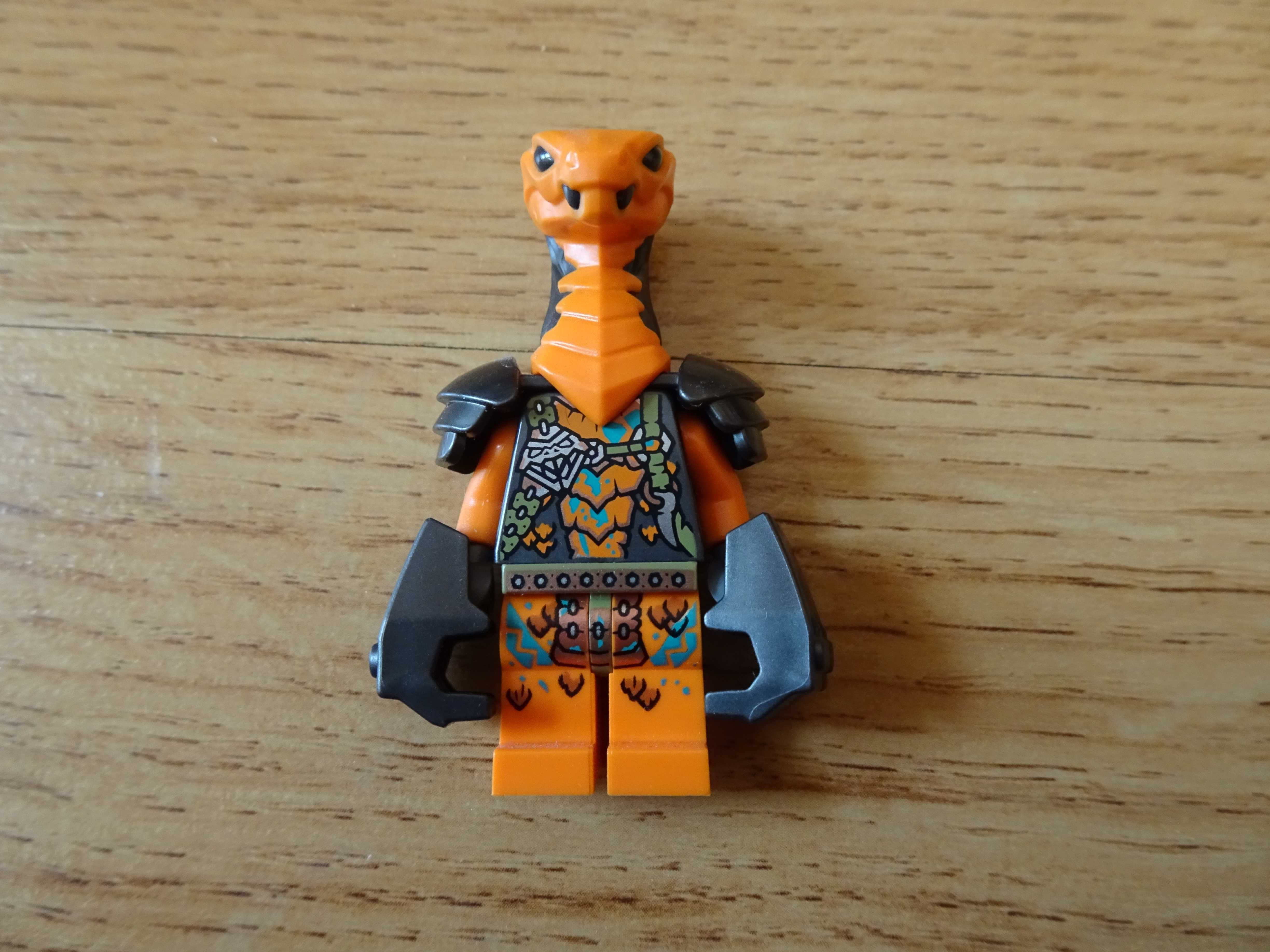 Lego Ninjago Cobra Mechanic njo717