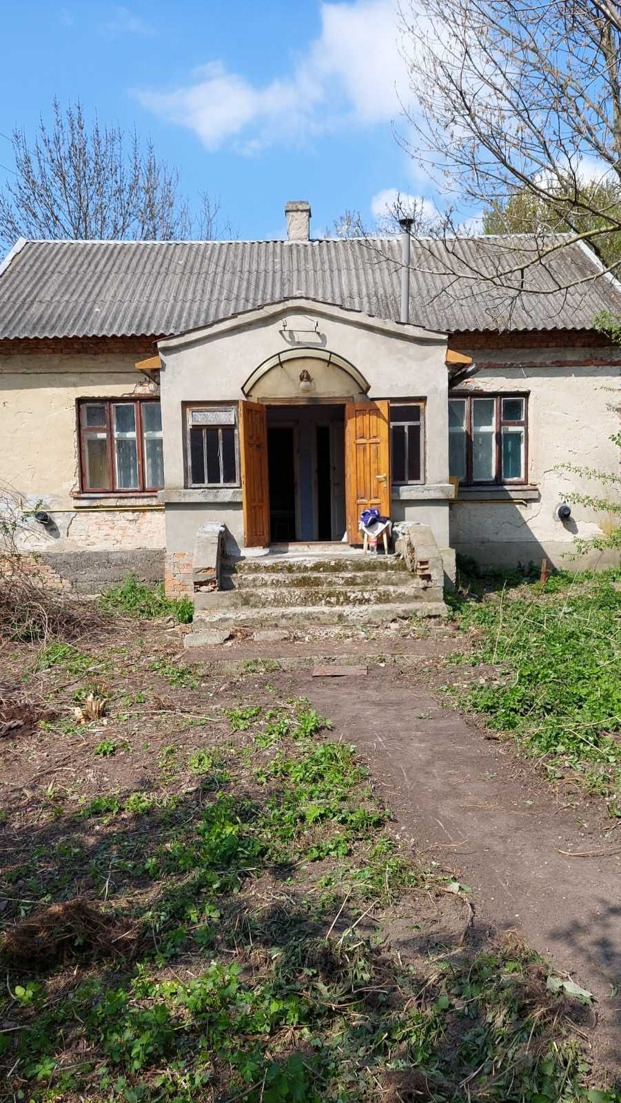 Продаж будинку в селі Лісок Золочівський район