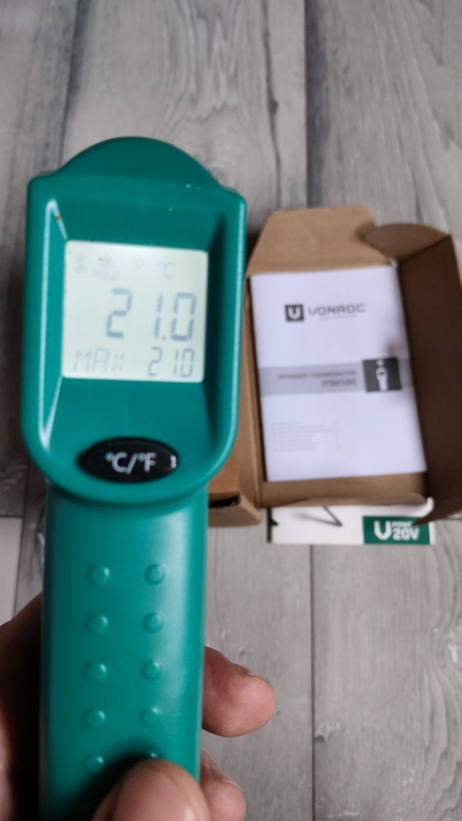 Infrared thermometer VONROC