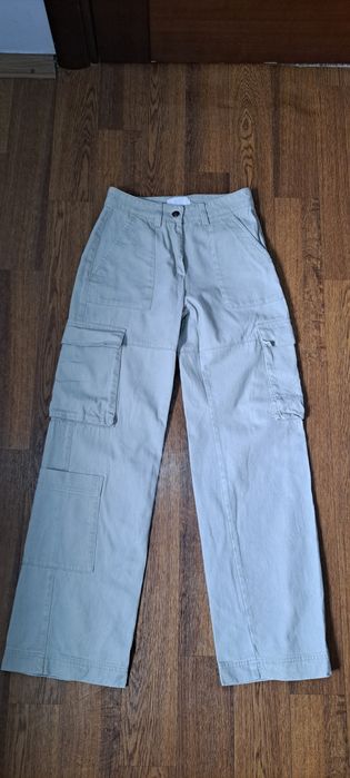 Штани карго H&M.