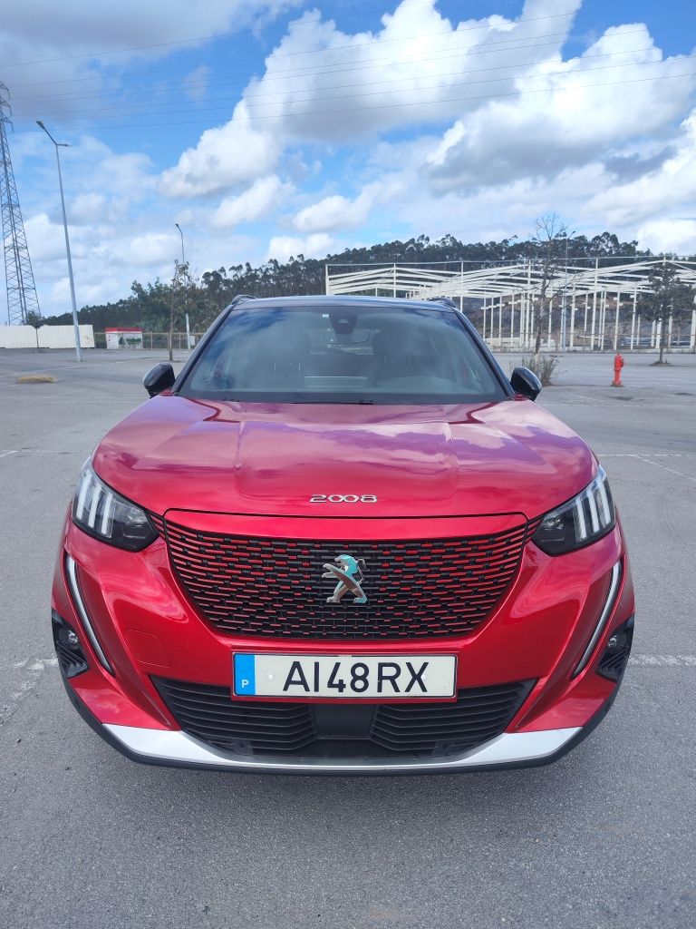 Peugeot E-2008 GT