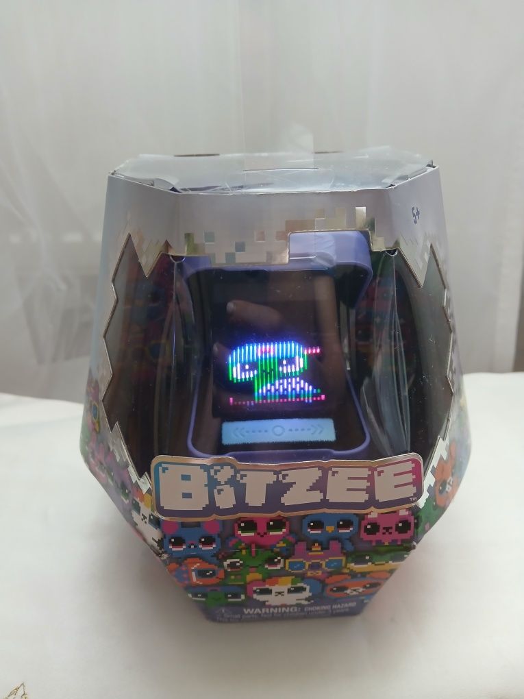 Bitzee Бітсі іграшка інтерактивна б/у стан НОВОЇ