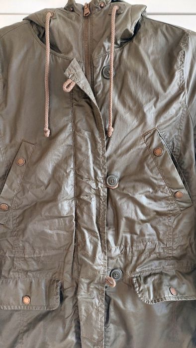 Zimowa, woskowana kurtka