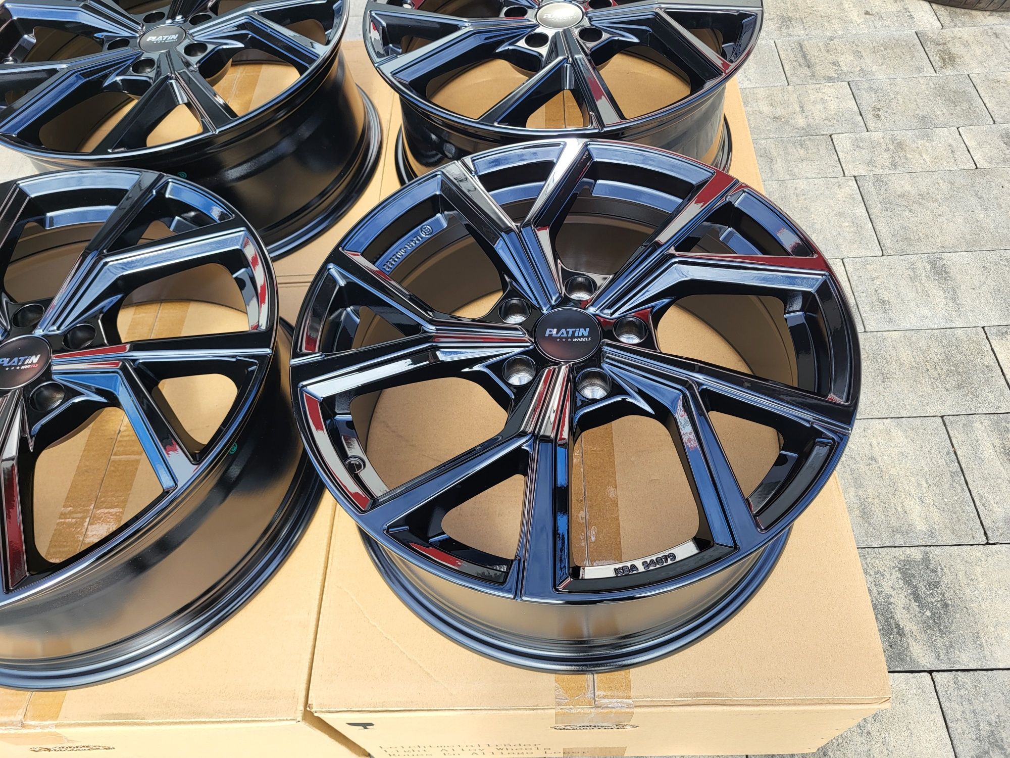 Alufelgi 18" 5x114.3 ET45 Mazda Nissan Renault Honda Renault