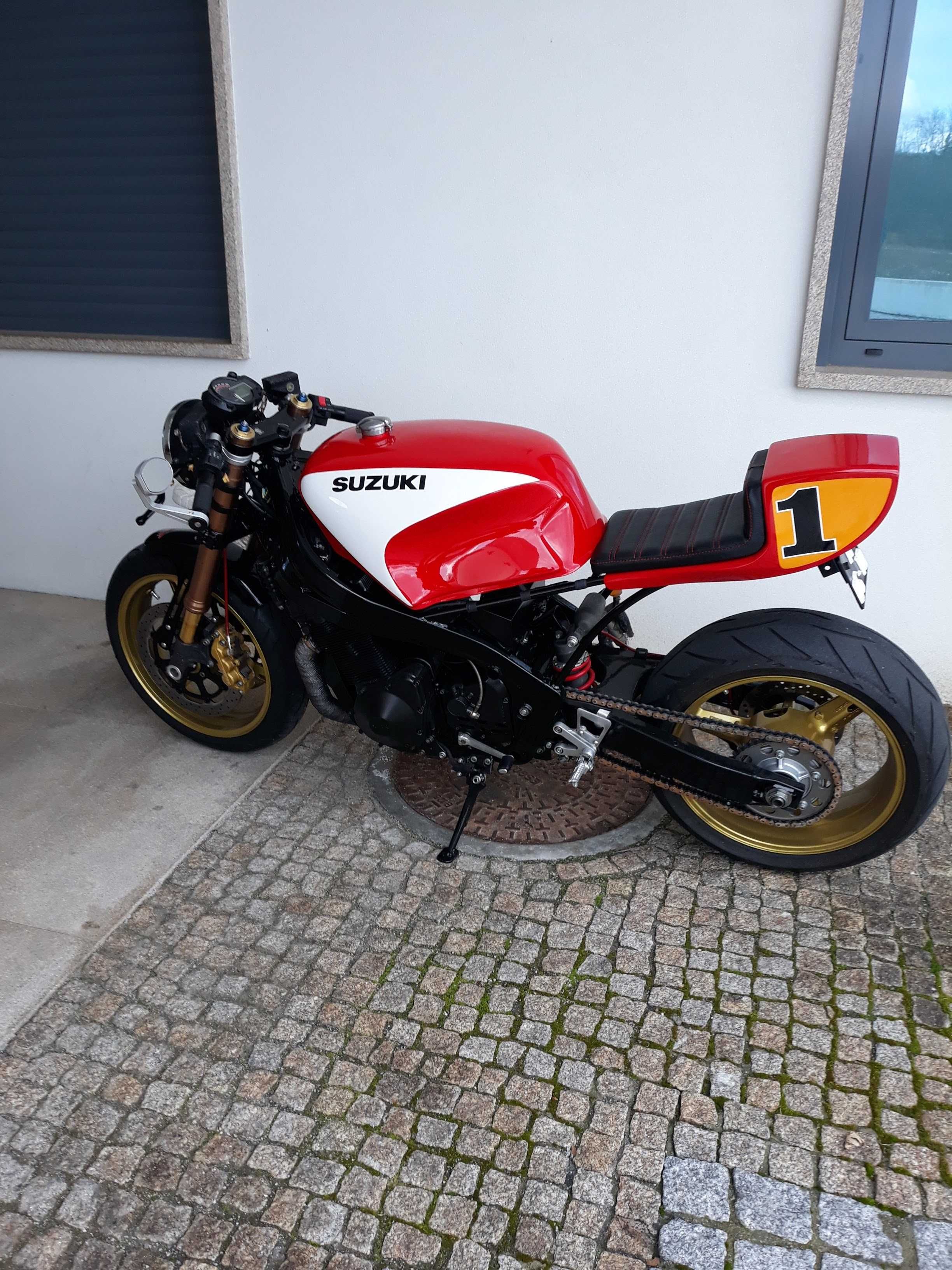 Café Racer suzuki 1100