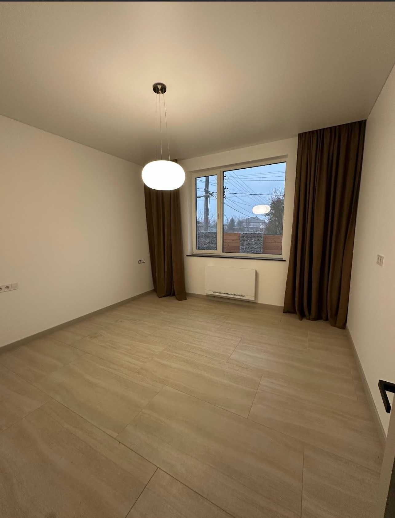 Продаж 1 поверхового будинку з ремонтом 275 кв. м, на вул. 64-а Садова