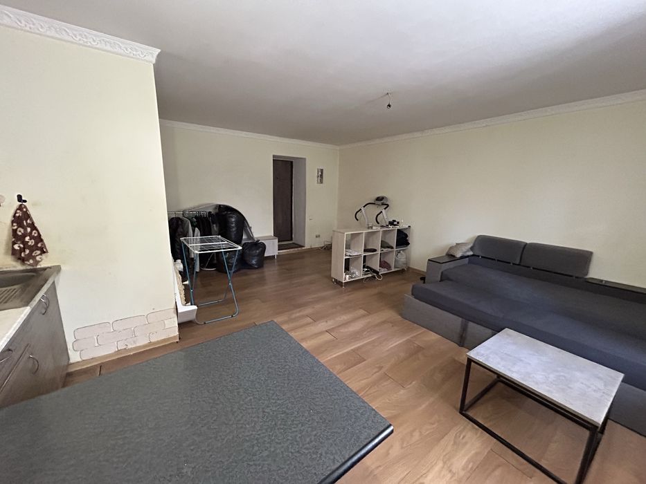 Продам 1к квартиру на 12 кварталі Торг