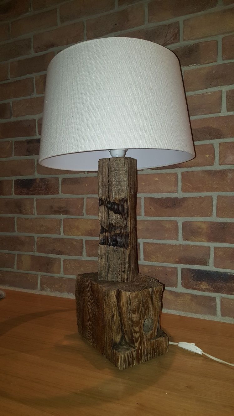 Lampka nocna loft stare drewno