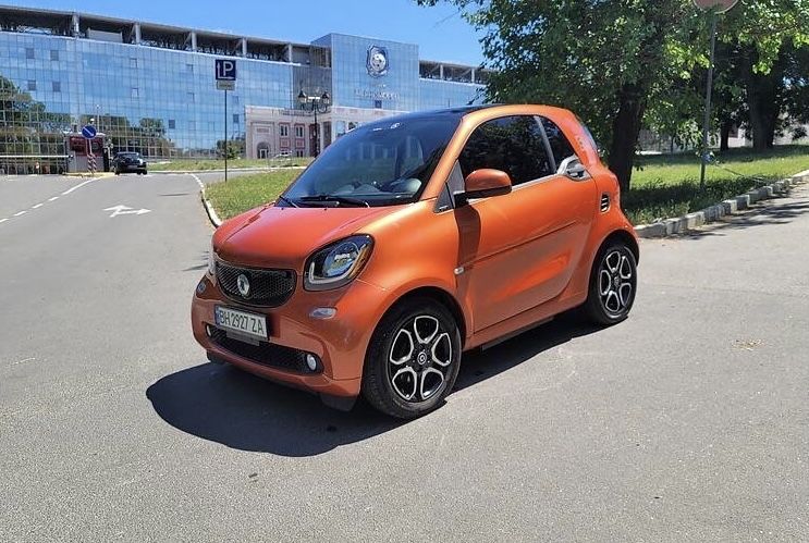 Smart fortwo EV prime