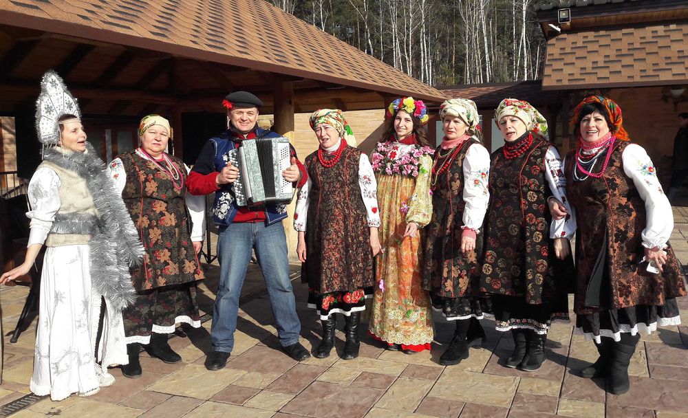 Ищу  ведущих праздников, творческих людей