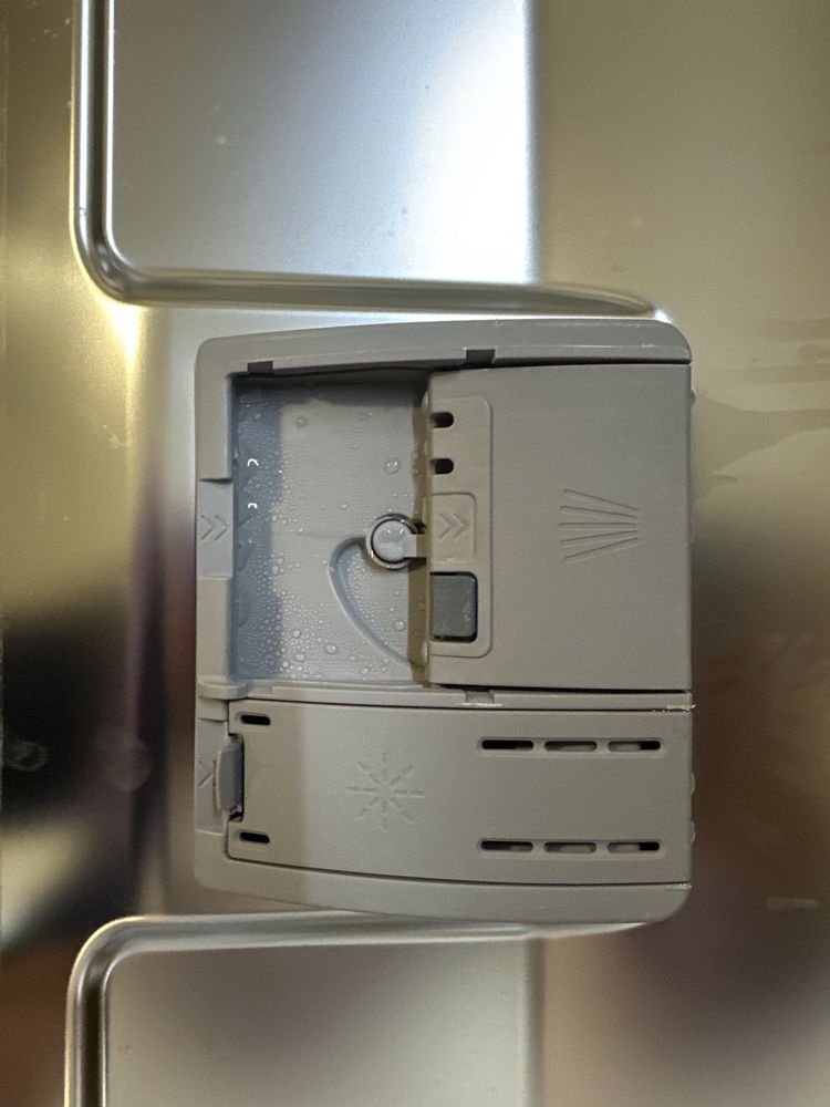 Máquina de lavar loiça Siemens iq300