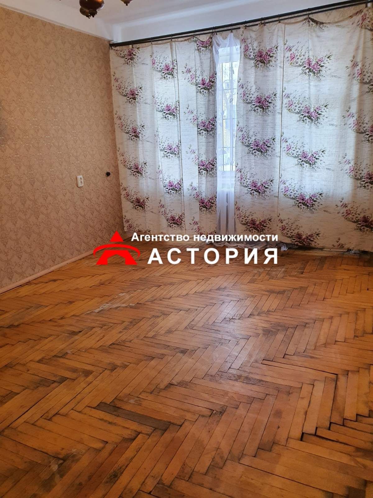 Продаж 2-кімнатної квартири по вул. Полякова