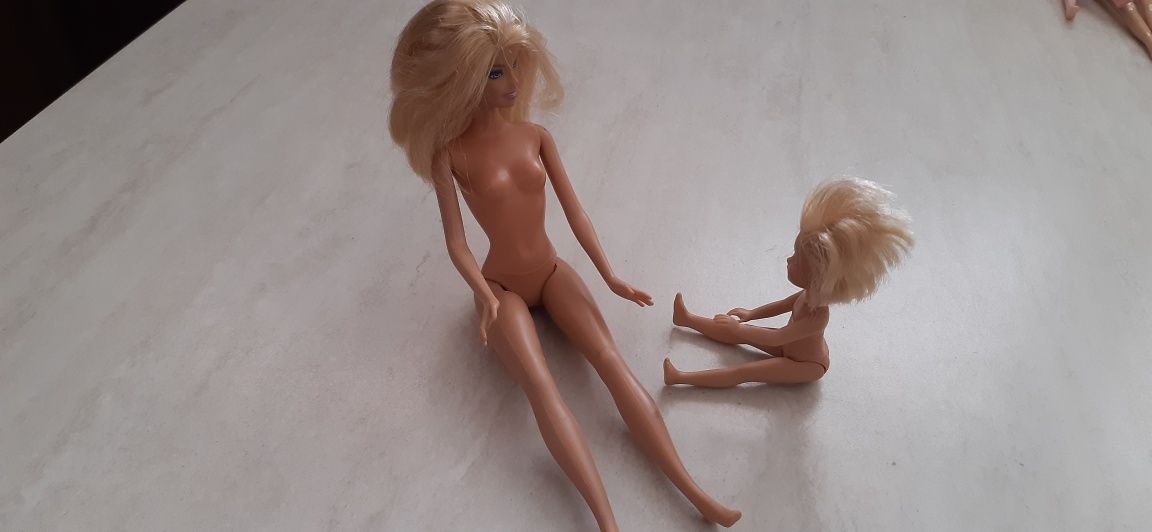 Zestaw lalka Barbie z dziewczynką, Mattel
