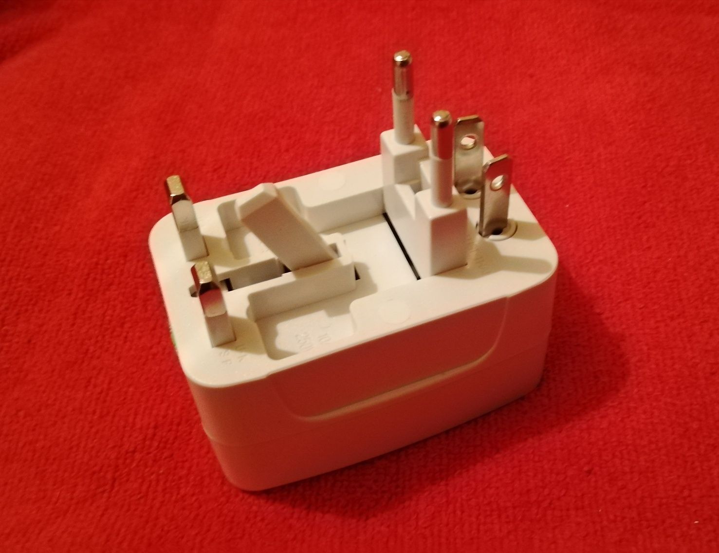 Adapter Przejściówka do gniazdka Uniwersalna UK/USA/AU/UE/JP