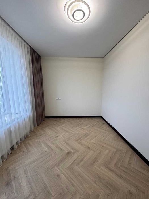 Простора квартира в центрі міста!