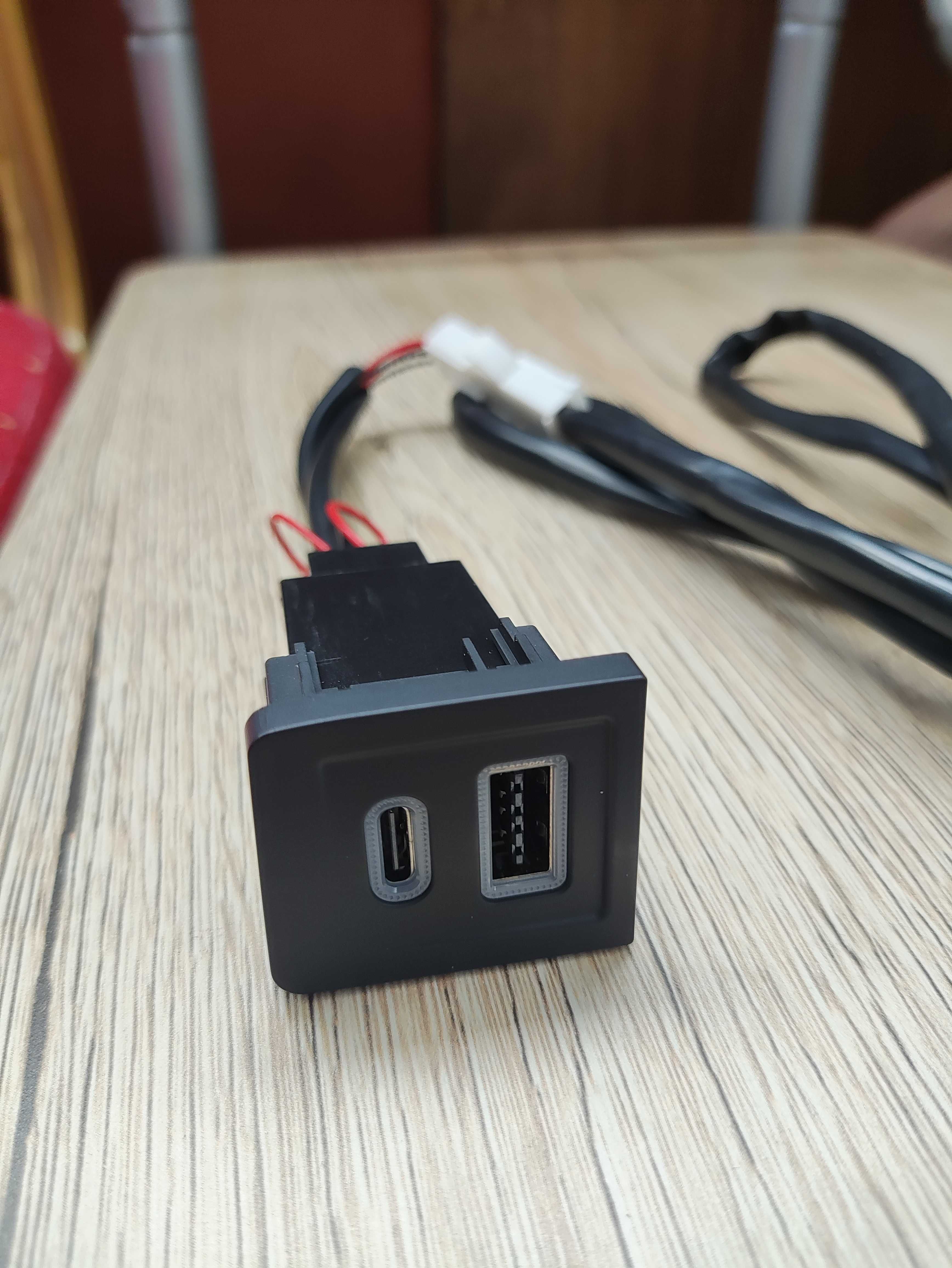 Ładowarka samochodowa Szybka QC3.0 Typ-c USB Adapter Gniazdo interfejs