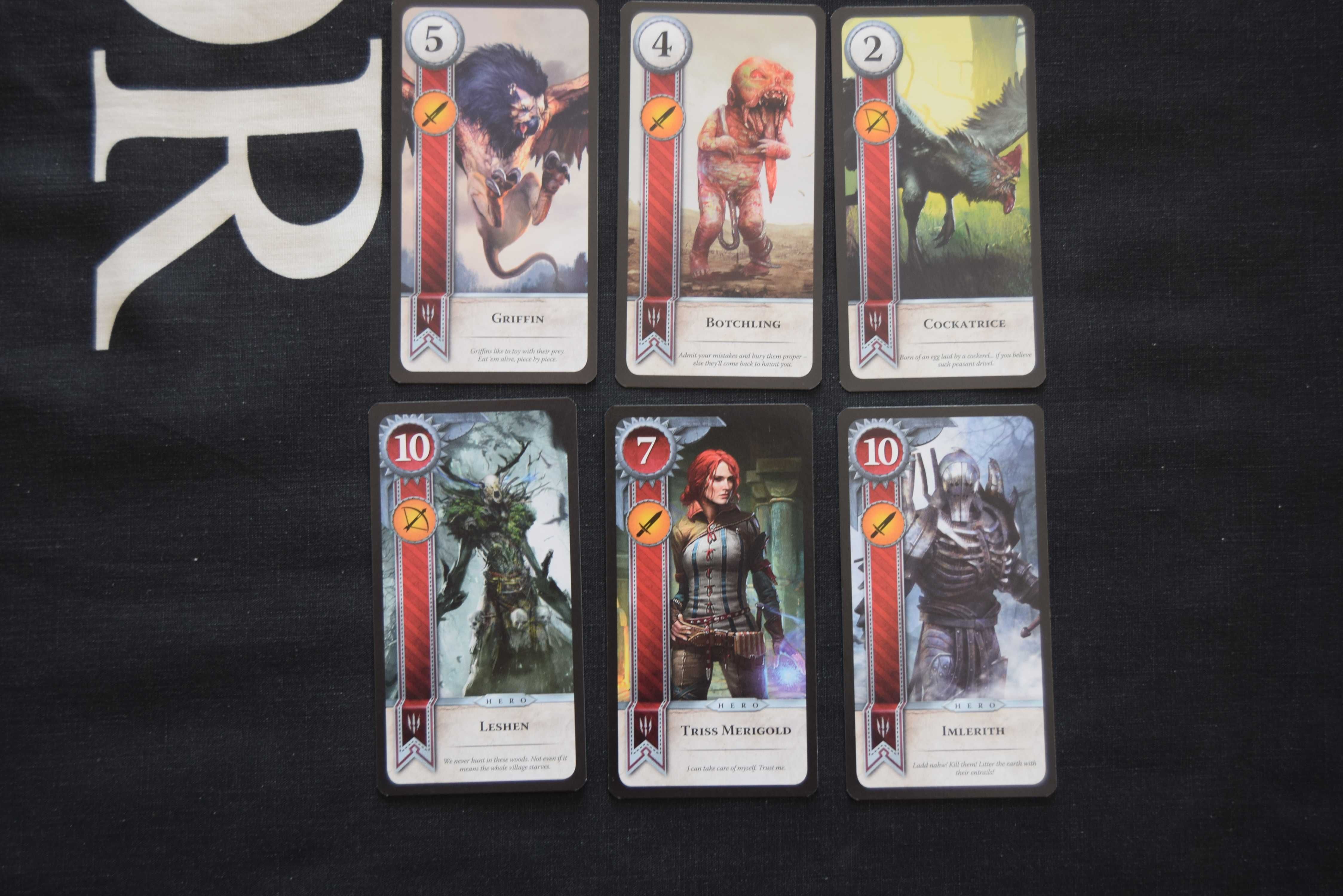 Jogo PS4 The Witcher 3 e Gwent Deck (Hearts of Stone)