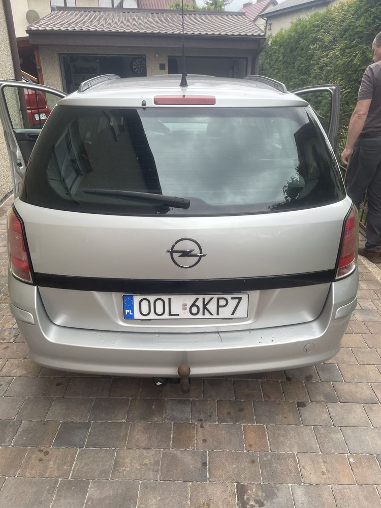 Opel Astra H kombii