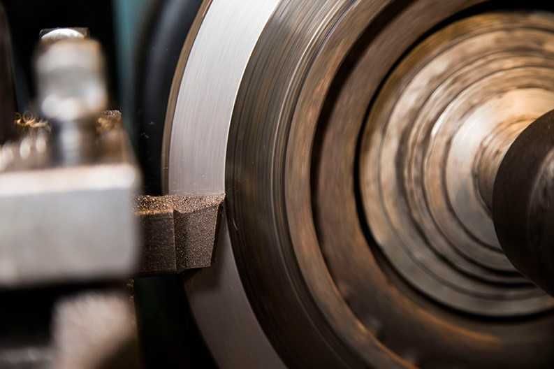 Проточка дисків Проточка тормозных дисков СТО Master Service