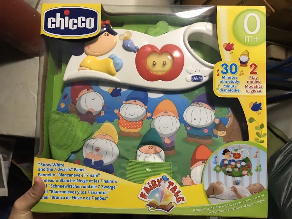 Chicco Painel Interactivo Branca de Neve e os Sete Anões